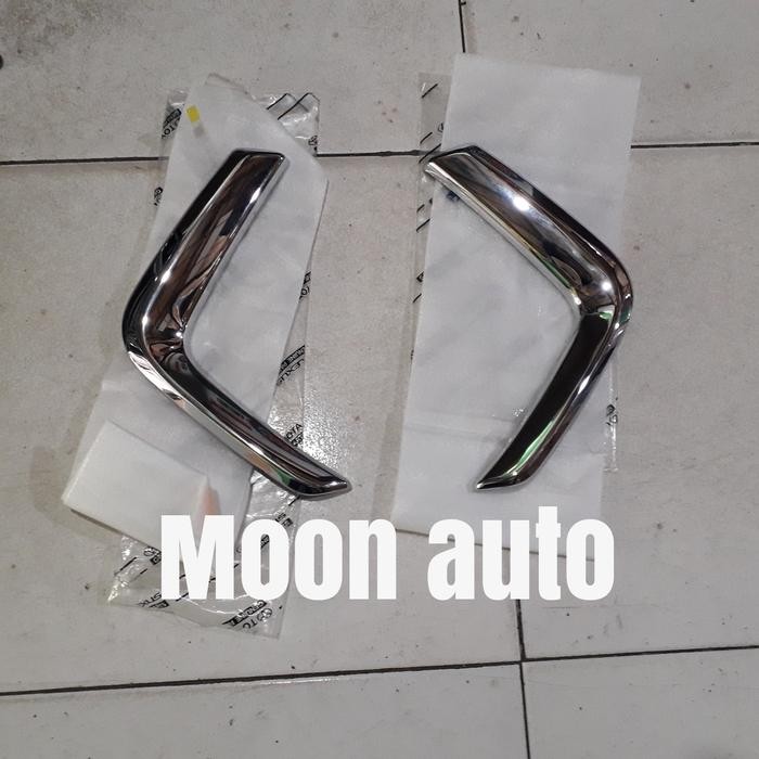Terhemat List Grill Chrome Bemper Toyota Innova Reborn /Innova Venturer Ori