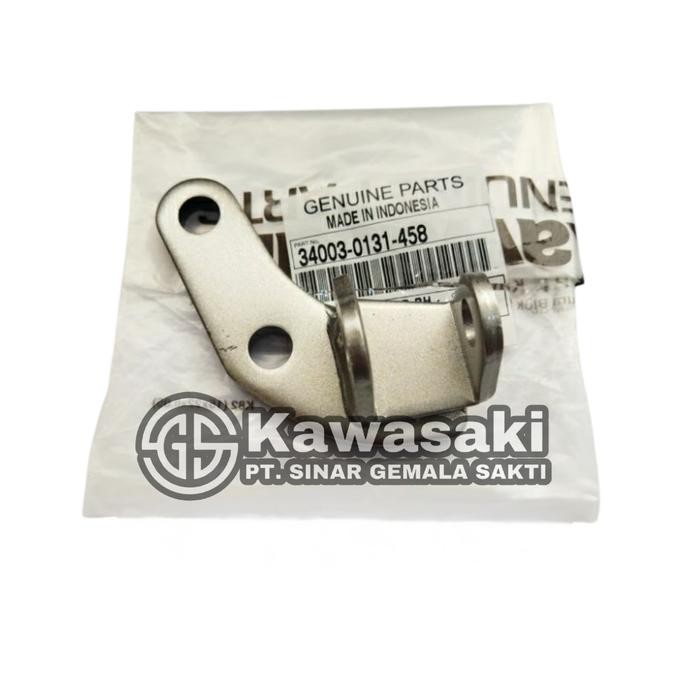 Holder Footstep Depan Kanan Kawasaki Klx150S (34003-0131-458)