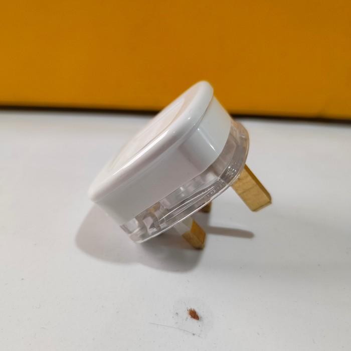 STEKER AC KAKI 3 SCHNEIDER