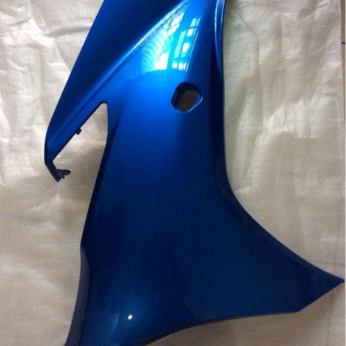 Fairing Crowling Atas Sebelah Kanan Suzuki Gsx R 150 Warna Biru