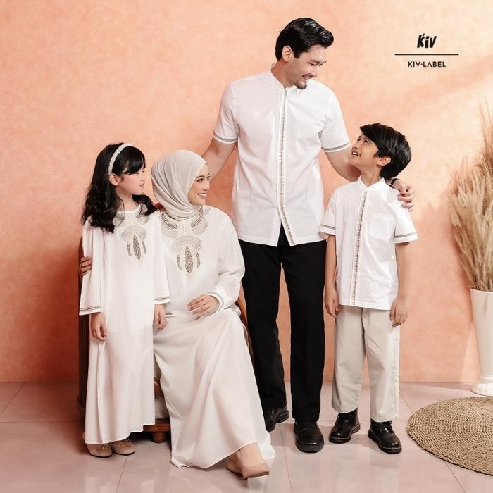 Kiv Sarimbit White Nirmala Series Gmpkl 3024 Kkl 2724 Go 3024 Ksc 2724 Family Set Muslim Keluarga