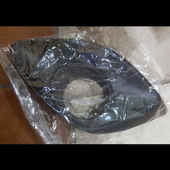 Cover Foglamp Mazda2 2011 Sisi Kiri