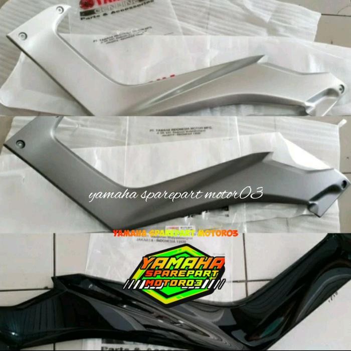 DELTABOX KANAN SAMBUNGAN BODY NMAX OLD HITAM ORIGINAL YGP