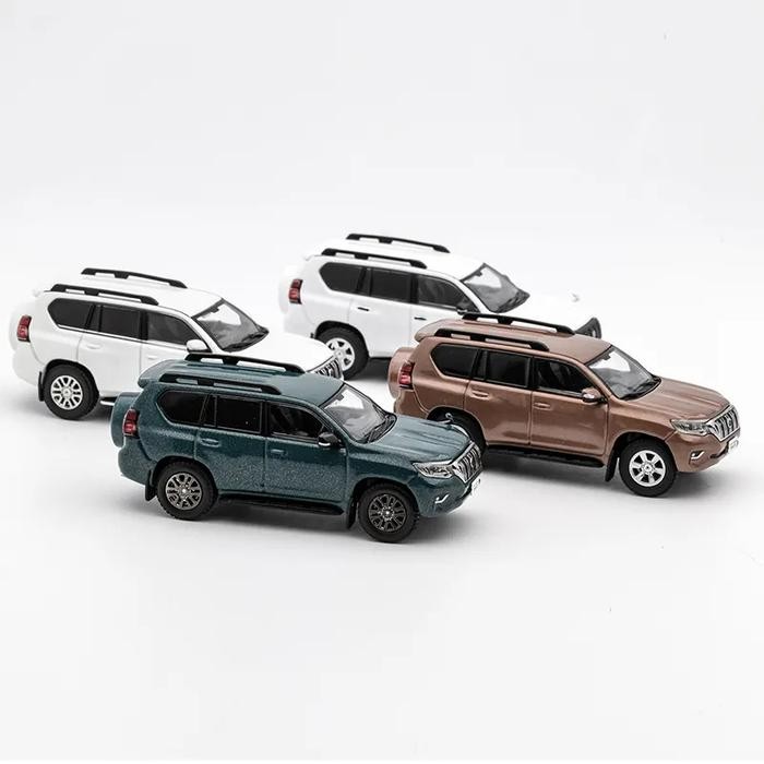 GCD TOYOTA LAND CRUISER PRADO WHITE GREEN BROWN DIECAST
