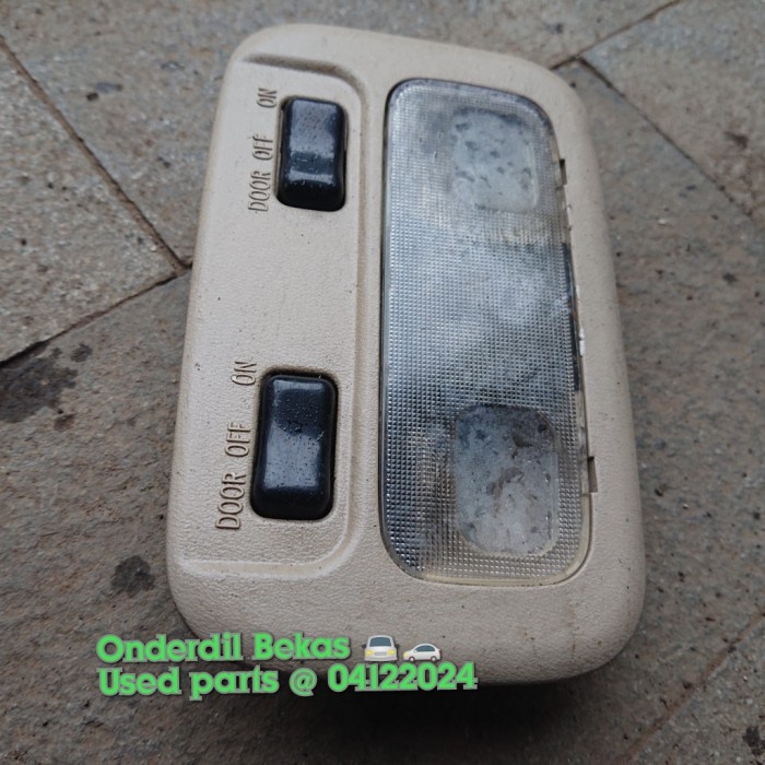 lampu baca nissan serena c24