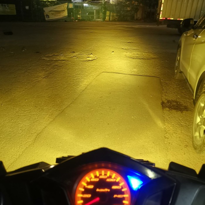 LAMPU LED MOTOR LUMINOS Z2 3 SISI 2 WARNA WHITE YELLOW