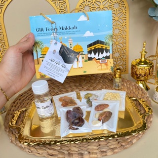 

Kemasan Paperbag Warna Biru Dan Coklat kabah Gift From Makkah Cocok untuk oleh oleh umroh dan haji
