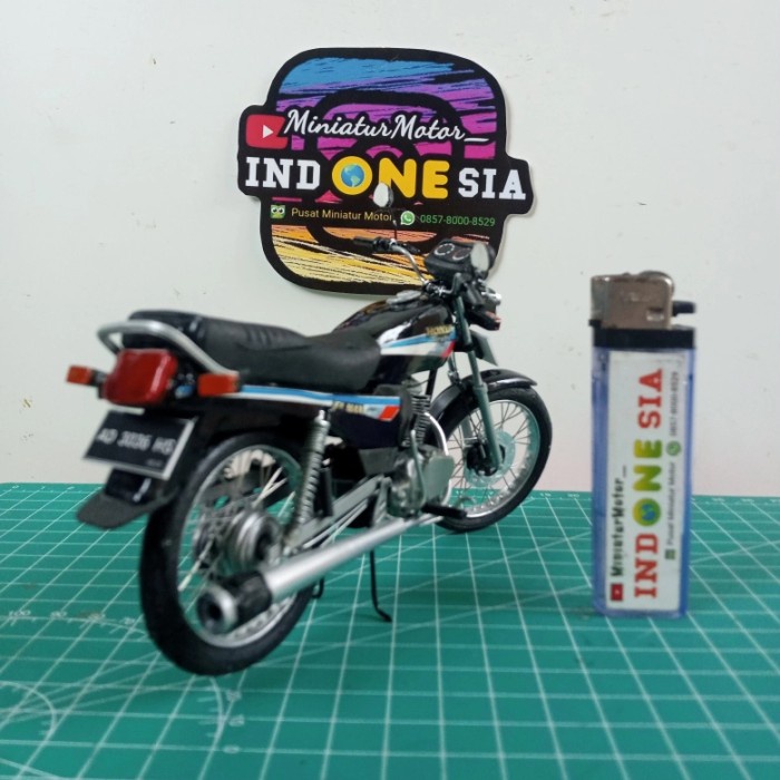 Diecast Miniatur Motor Honda Gl Max / Gl Pro Handmade 1:12