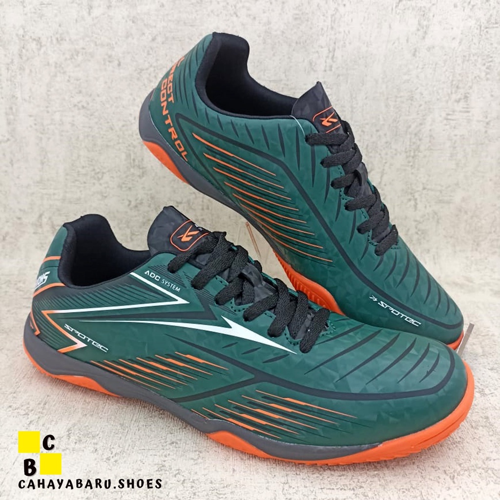 Produk Terbaru  Spotec Sepatu Futsal Artikel Centurions Indoor