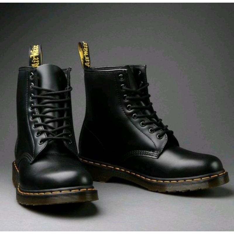 HOT Sepatu DocMart Boots Tinggi Sepatu Dr. Martens Pria Dan Wanita 8hole Sepatu High Boot Fashion