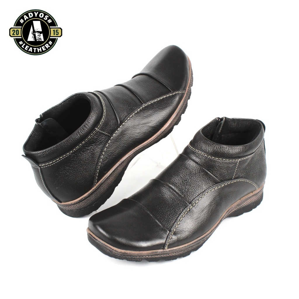 Diskon Spesial  Sepatu Kulit Pria Model Semi Boot Casual Resleting