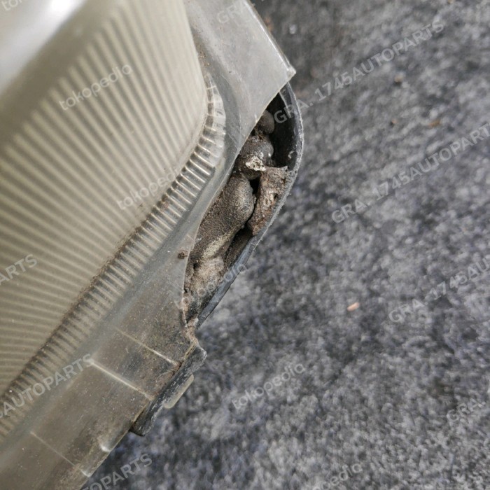 Headlamp Kanan Toyota Rav4 Gen2 Xa20 Second