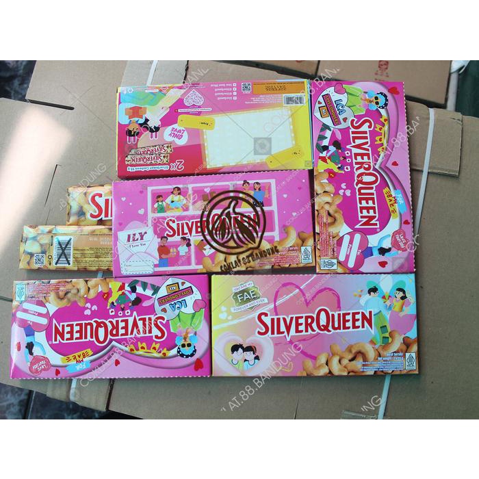 

terbaru !!! silverqueen 55 gram 1 box isi 10 ex 58 gram, silverqueen 55gr cokelat susu kacang mete