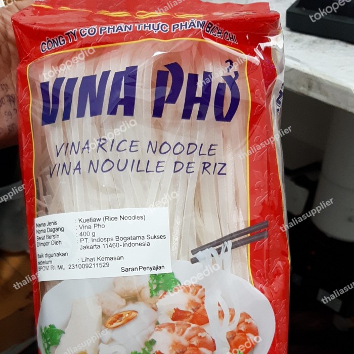 

VINA PHO RICE NOODLE (KUETIAW KERING) 400GR SIAP MASAK.