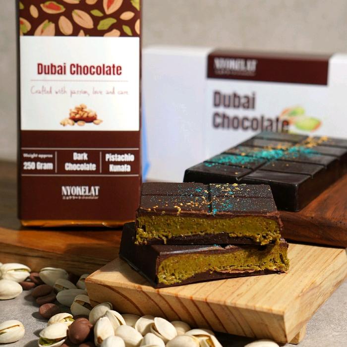 

terbaru !!! nyokelat cokelat dubai dark chocolate piatachio kunafa makanan cemilan coklat food snack