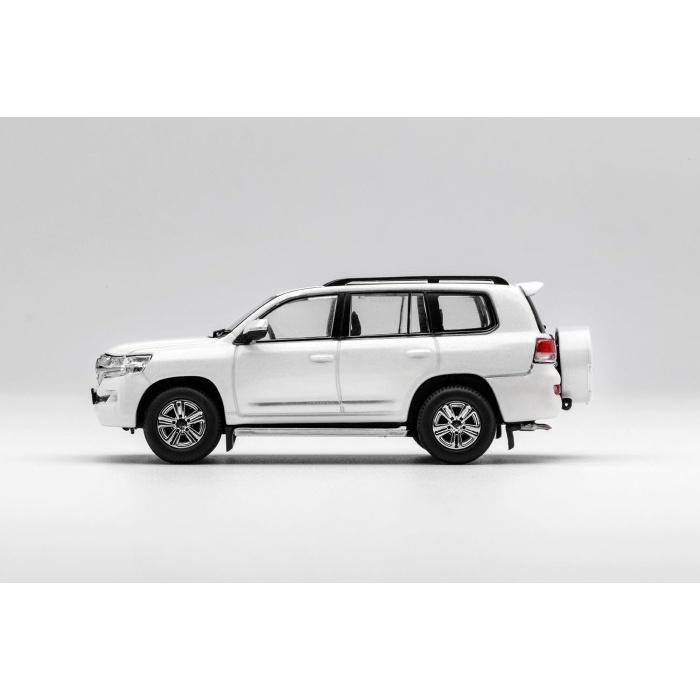 SALE  GCD 1/64 TOYOTA 2018 LAND CRUISER LC200 GREEN SILVER WHITE BLACK DIECAST MOBIL READYY