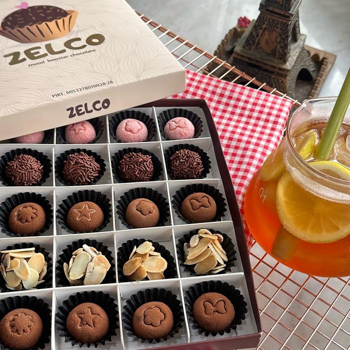 

terbaru !!! zelco - coklat ball cokelat lembut mix ori strawberry premium snack food makanan ready