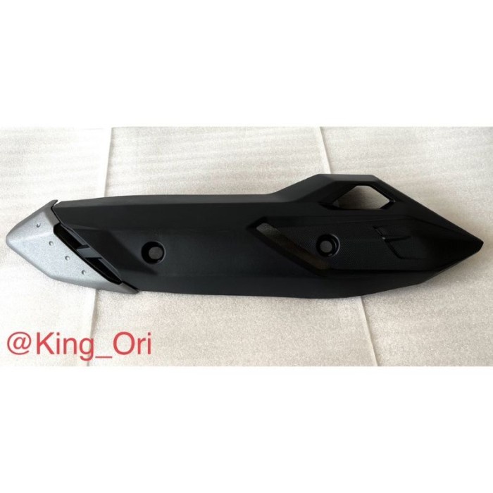 Tameng Pelindung Knalpot Muffler Plus Garnish Vario LED 125/150 Ori