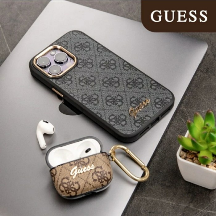 Guess Mtl Outline Script Leather Pattern Case Iphone 14 Plus Pro Max Terlaris