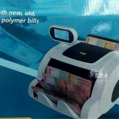 

Terlaris SECURE LD-20 - Mesin Hitung Uang / Bill Money Counter SALE