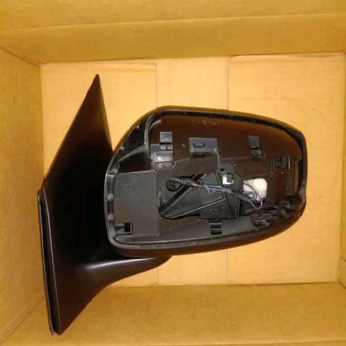 spion mitsubishi mirage kiri