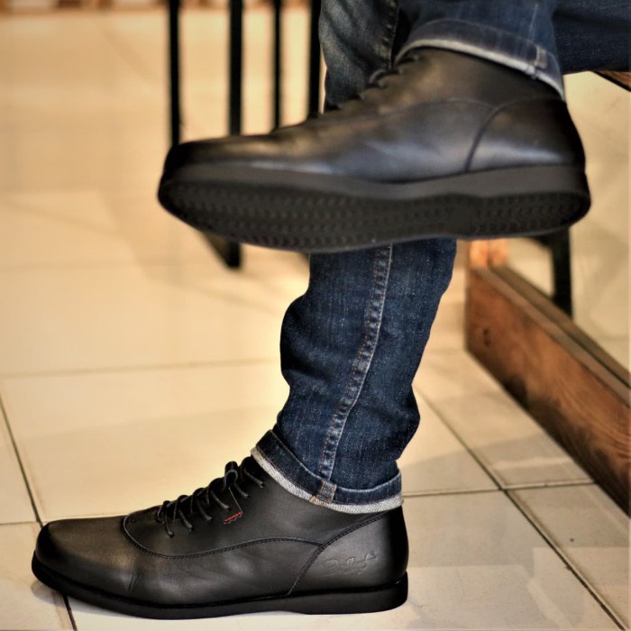 SEPATU KULIT BRADLEYS / SEPATU BOOTS CASUAL BRADLEYS FOSTER BLACK
