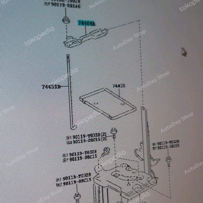 BRACKET AKI TOYOTA YARIS BAKPAU ORIGINAL