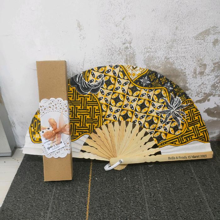 50pcs souvenir kipas batik besar custom nama kemas box