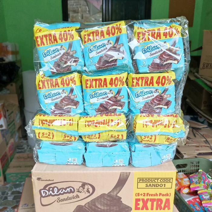 

1 Ball Dilan Sandwich Salut Cokelat Isi Cream Vanilla 80gr - 1 Ball Isi 6 Pack - Cemilan Snack