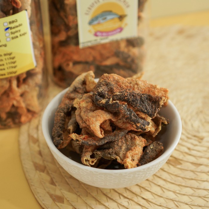 

SALE !!! KERUPUK KULIT IKAN SALMON RASA BALADO TOPLES JUMBO CRUNCHY READYY