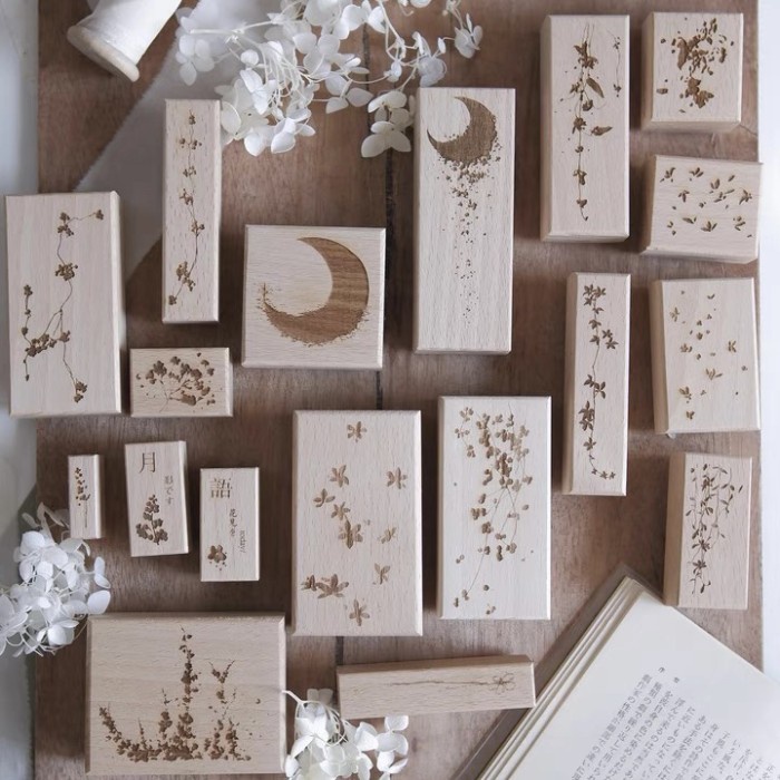 

[1] Jeenzaa Zoey Moon Shadow . Branch Rubber Stamp