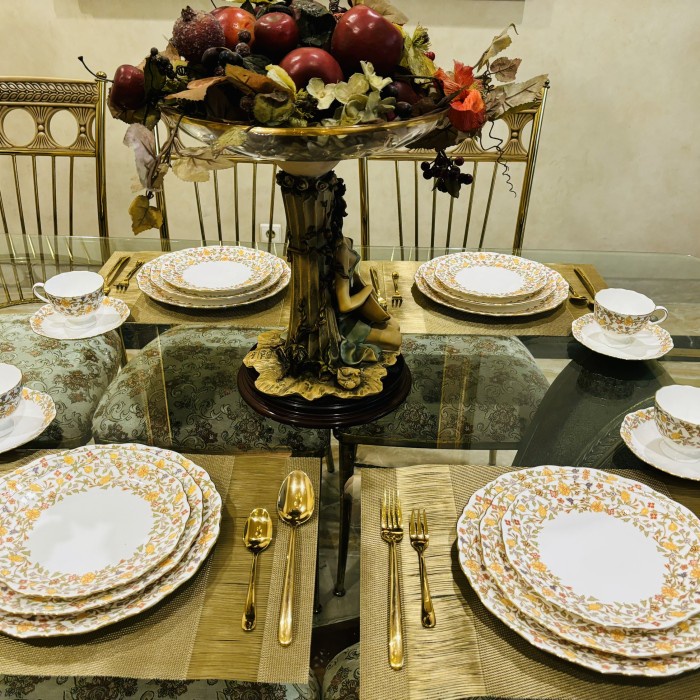 Dinner Set - Piring Makan Set Narumi Fitria 20 Pcs Mewah Cantika