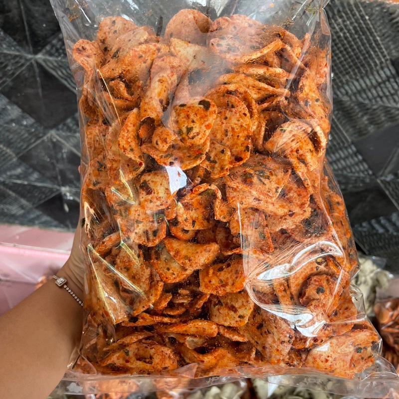 

BASRENG KOIN/KERIPIK BASRENG BUMBU SEBLAK PEDAS DAUN JERUK 1KG SEBLAK BASRENG VIRAL