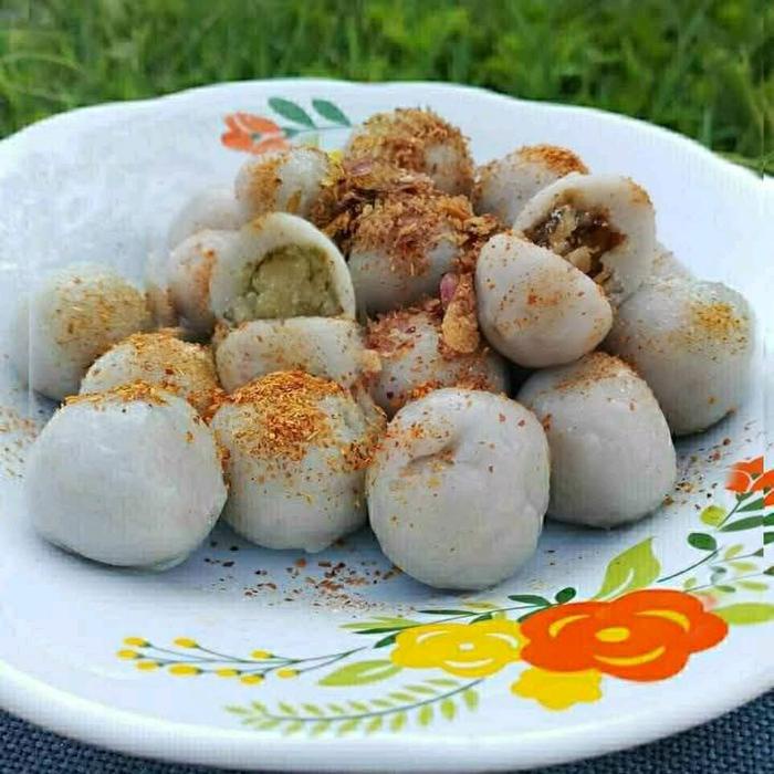 

Cilok AMR mentah isi 40 butir ukuran besar, ayam bawang suwir/Gajih sapi ukuran 1000an/Frozen