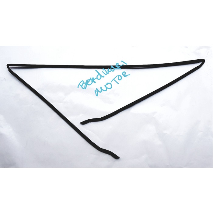 Karet Kaca Depan Atas Bmw E39