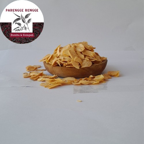 

SALE !!! FRIED GARLIC SLICE - 1KG / BAWANG PUTIH IRIS / BAWANG PUTIH GORENG READYY