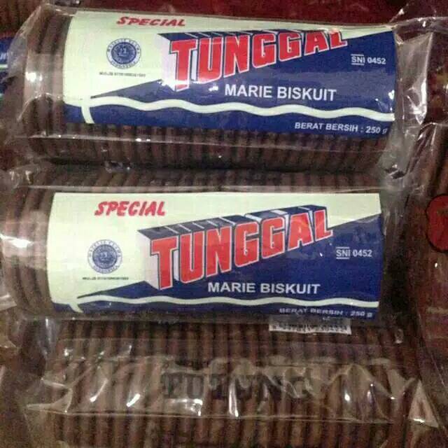 

HJ Biskuit marie tunggal gosong tutung spesial 250 gr Biskuit Marie over baked
