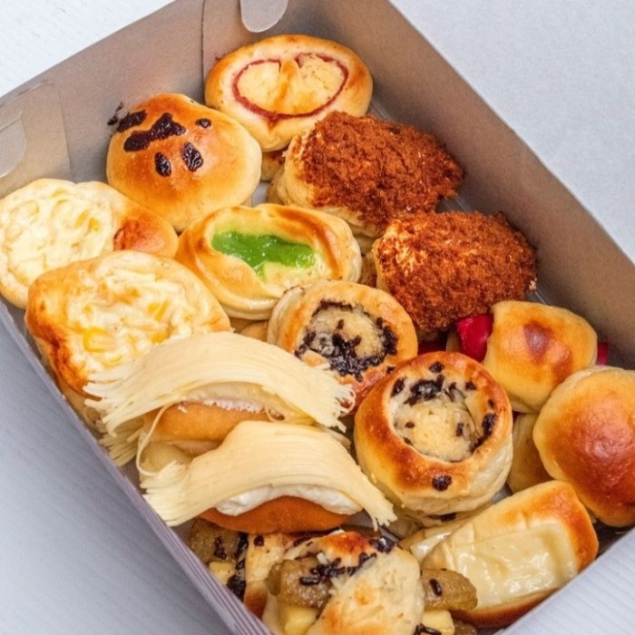 

..... Roti Unyil Venus Isi 20 Pcs