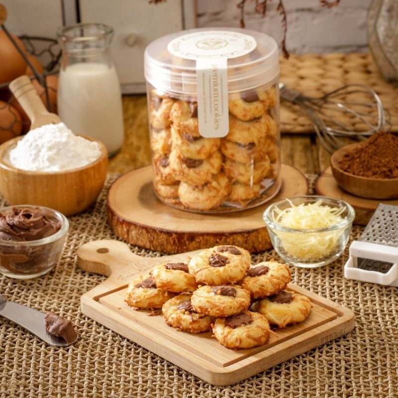 

HJ Cheznutella - cheese nutella thumbprint cookies