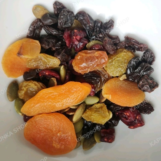 

Mixed Dried Fruit 500gr( Cranberry, Appricot, Raisin/Dark , Pumpkin