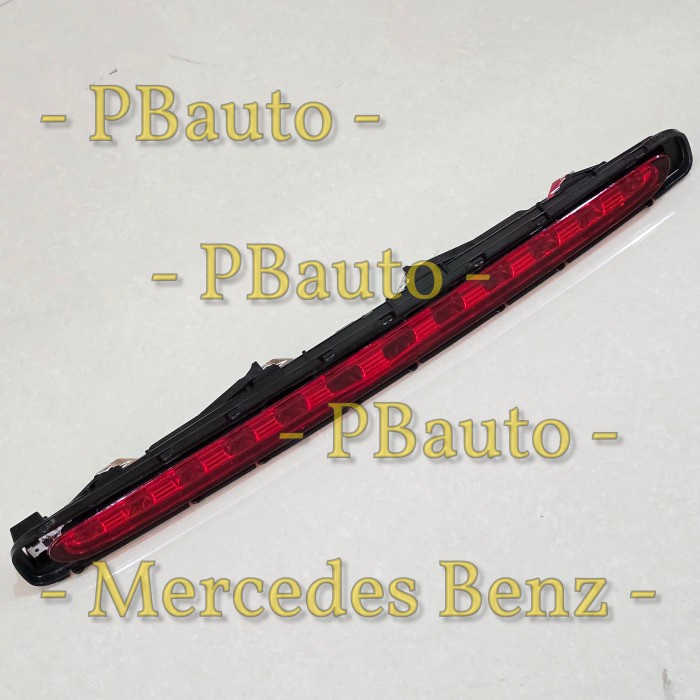 Lampu Stop Bagasi W211 ( Stop Lamp ) Mercedes Benz