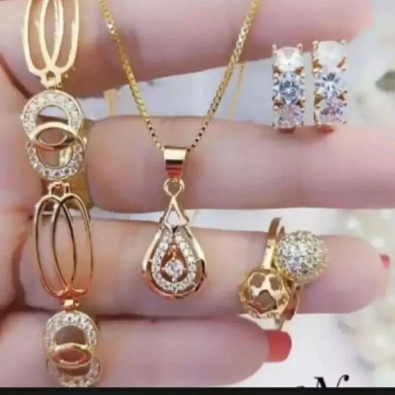 accDKI- Perhiasan Aksesoriswanita 1 set terbaru 2023 asli Anti luntur mirip Emas 24k asli murah