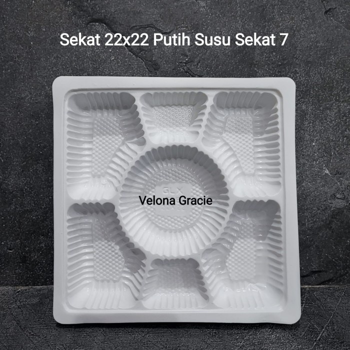 Yuk- Sekat Mika 22x22 isi 50 pcs Putih Susu Nasi Tengah Sekat 7