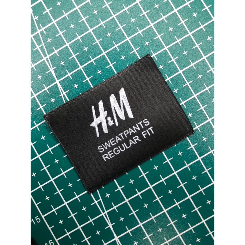 

{{ HM TAG BLACK SUPER PREMIUM CO 1X DI KIRIM 600PCS Ready}}