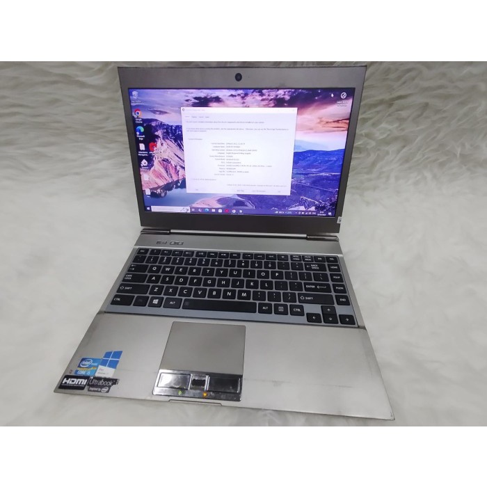 HEMAT Laptop SUPER RINGAN 1KG saja. Toshiba Dynabook R632/G. 13.3" HD. Intel I5-3427U. 4GB. SSD