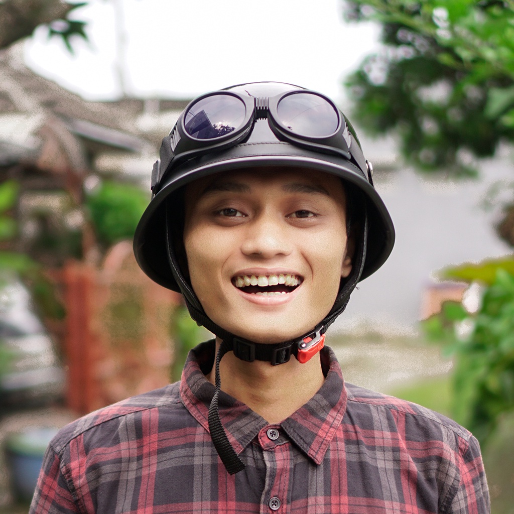 CUCI GUDANG Helm retro millenial RETRO HITAM GLOSY kombinasi Kacamata/helm retro chips NAZI/ helm