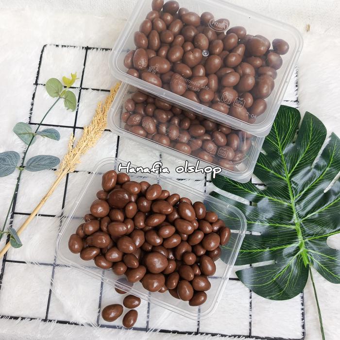 

COKLAT DELFI ALMOND RIJEK 500gr COKLAT MEDE DRAGEES 500gr