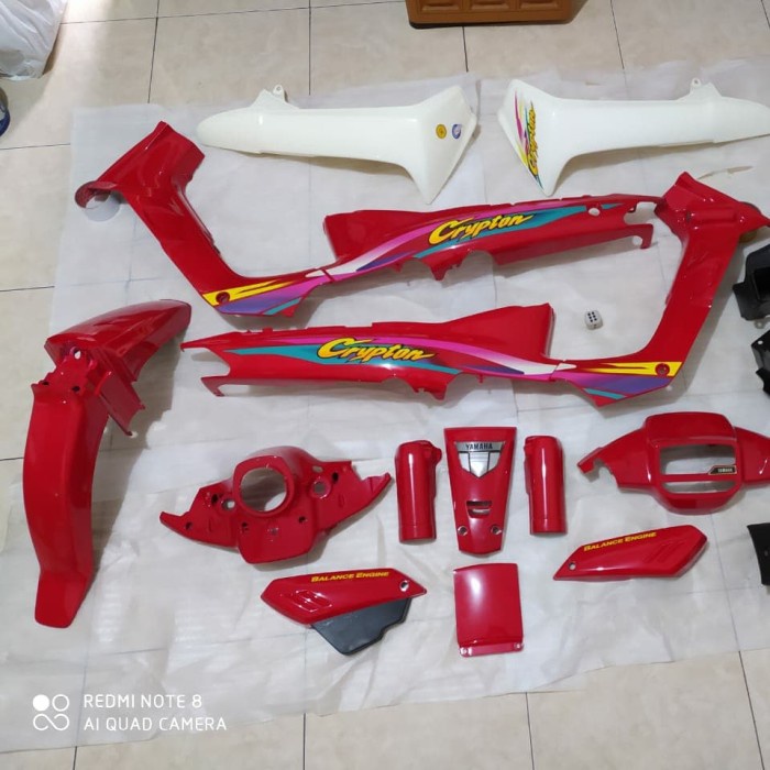 PREMIUM Body bodi set sayap spakbor batok dasi cover crypton original yamaha