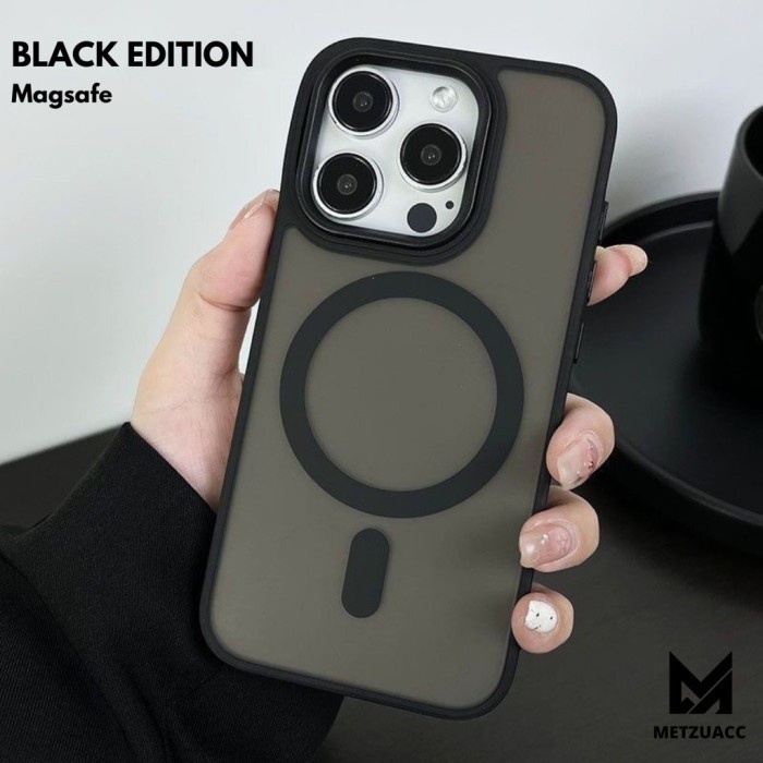 Hard Case Hybird Support Magsafe Matte Black Edition Charge Premium Magnetik Slim Kompatibel Untuk
