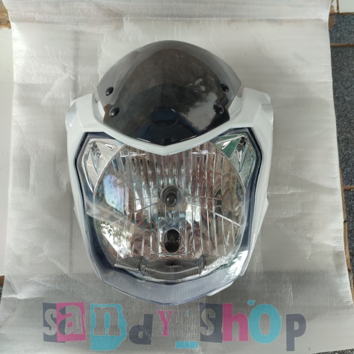 BATOK KEPALA SET REFLEKTOR LAMPU YAMAHA VIXION NVL 2013-2014 PUTIH